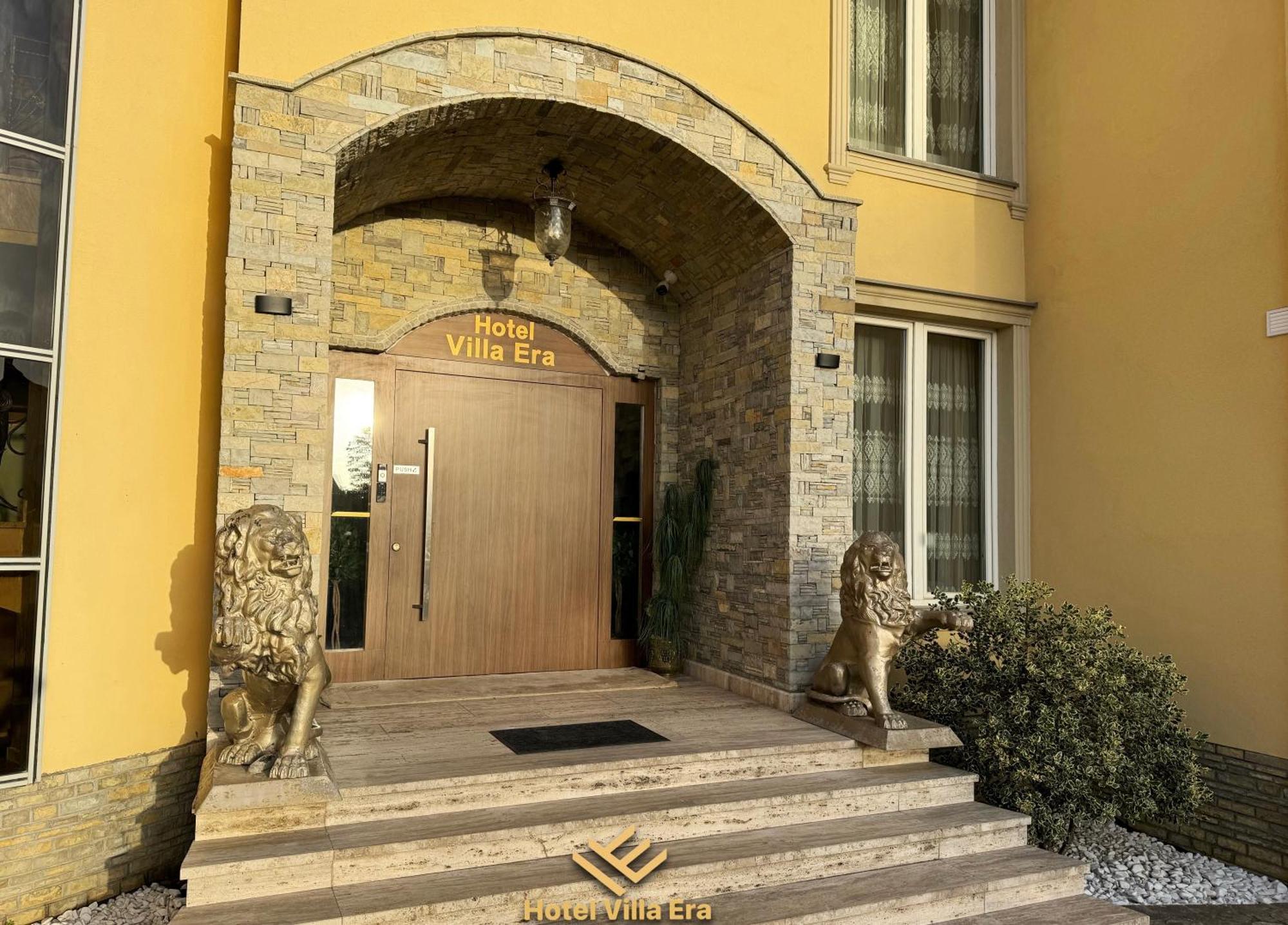 Hotel Era Priştine Dış mekan fotoğraf